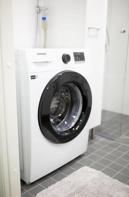 New Studio Apartment With Free Parking クオピオ エクステリア 写真